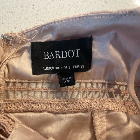 Bardot Pink Lace Midi Dress With Crochet Details EUC - Picture 13 of 15